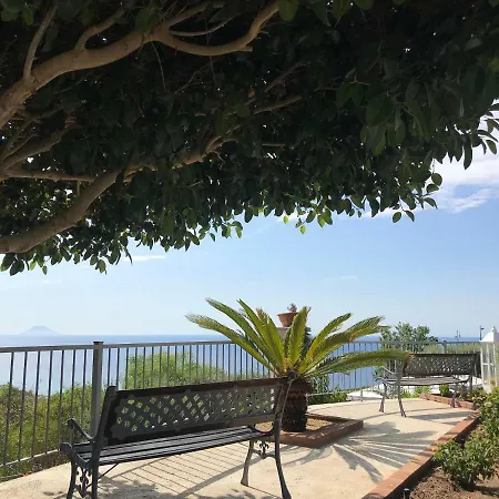 Del Conte Apartment Drapia